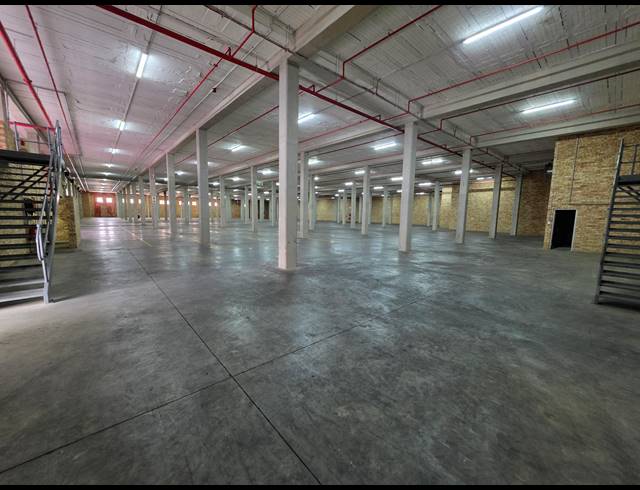4,824M² WAREHOUSE TO LET IN KYA SANDS